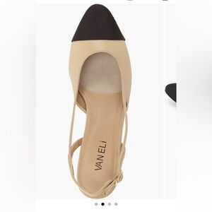 Vaneli Women's Tan Sandals